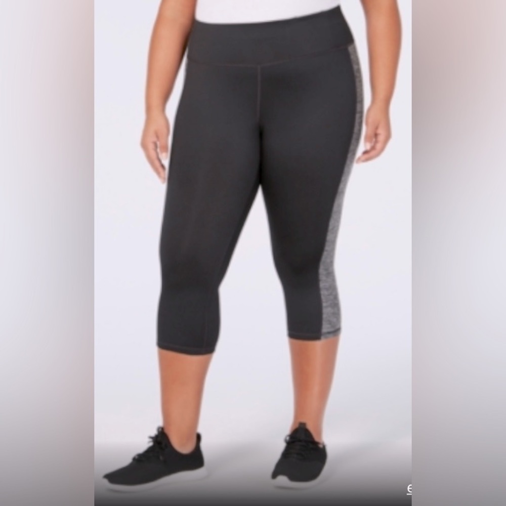 Ideology Plus Size Colorblocked Capri Leggings black and gray 2X new
